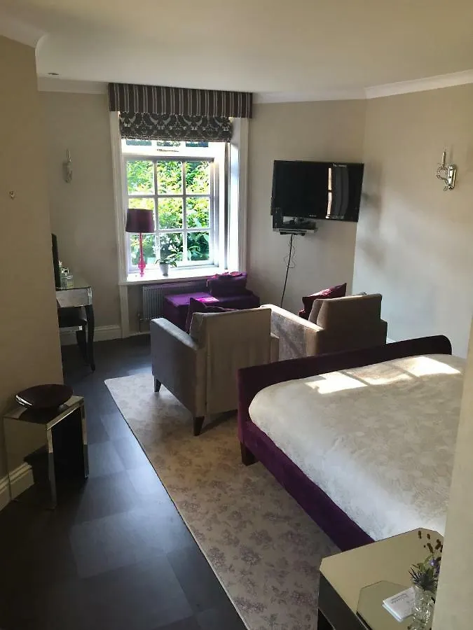 Hotel West Wing Of Morton Hall Bingley 0*,  Velká Británie